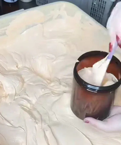 GLOW & WHITE KOREAN GOLD CREAM